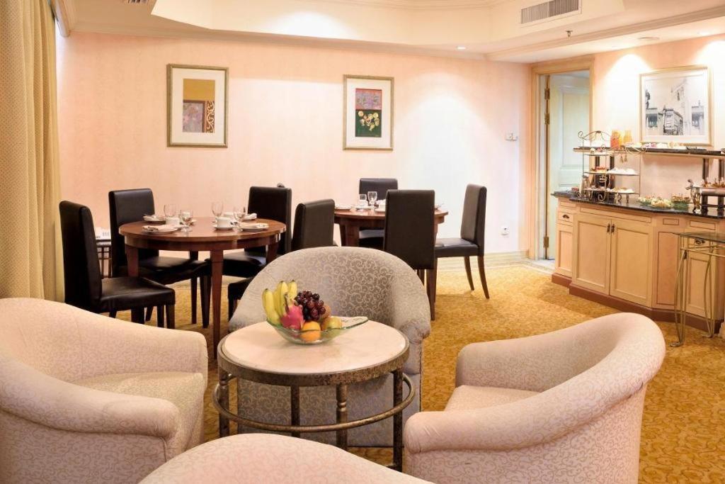 Hotel Royal Penang George Town Exteriör bild