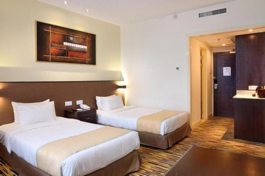 Hotel Royal Penang George Town Exteriör bild