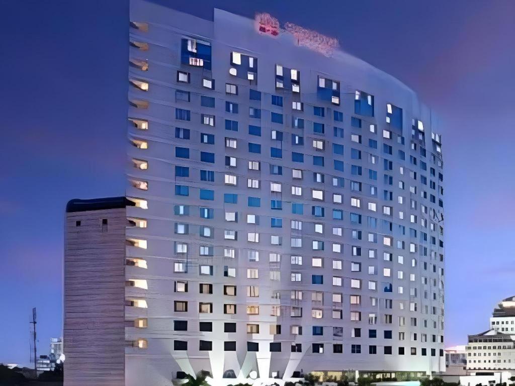 Hotel Royal Penang George Town Exteriör bild